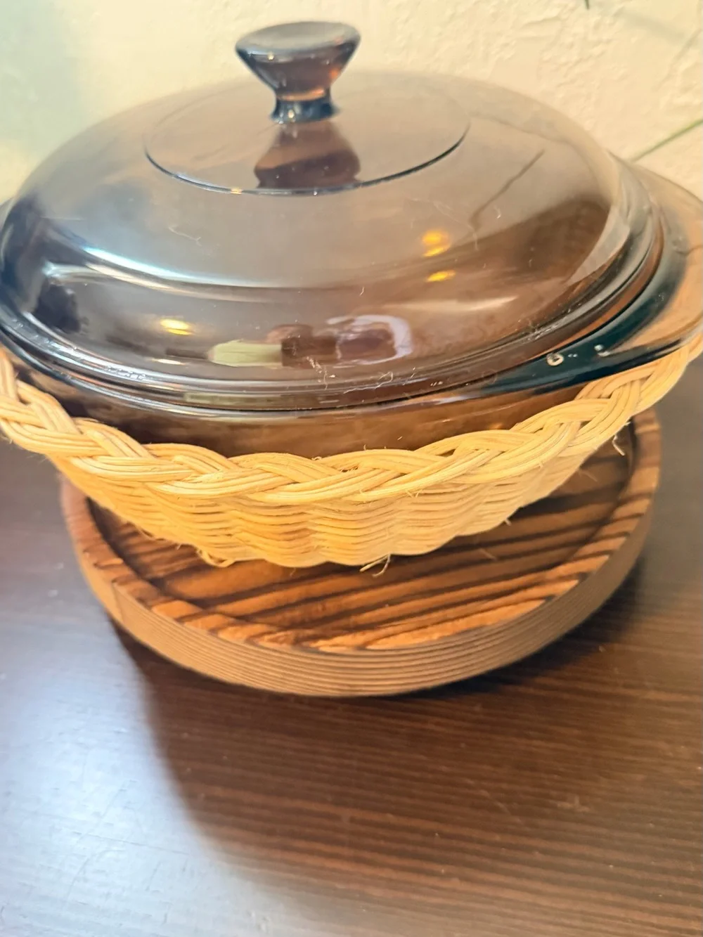 Vintage Pyrex Fireside Naturals Amber 1.5 Qt Casserole Dish with Basket